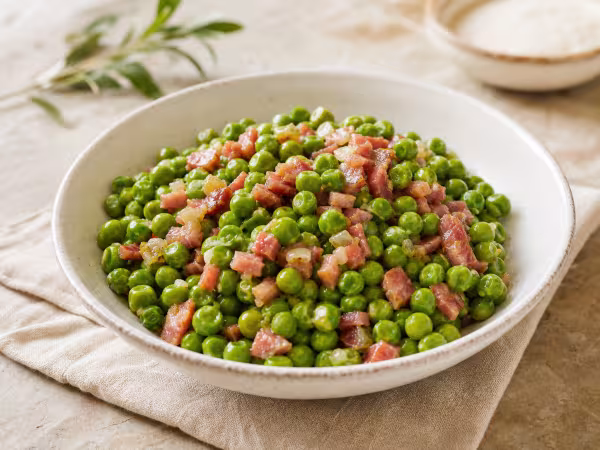 Guisantes con jam&oacute;n